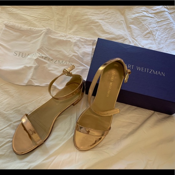 stuart weitzman nudist flat sandal